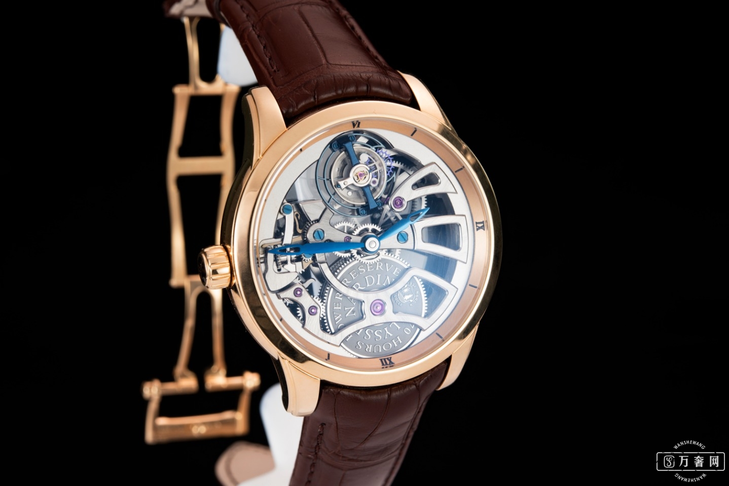 雅典表蓝宝石,手表界的大佬