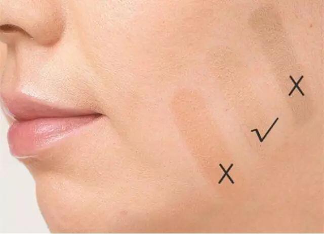 油皮粉底怎么才能脱妆不卡粉,油皮粉底怎么才不会斑驳