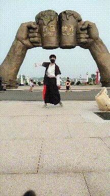 新娘开心的搞笑视频,搞笑gif开心一刻女司机上车