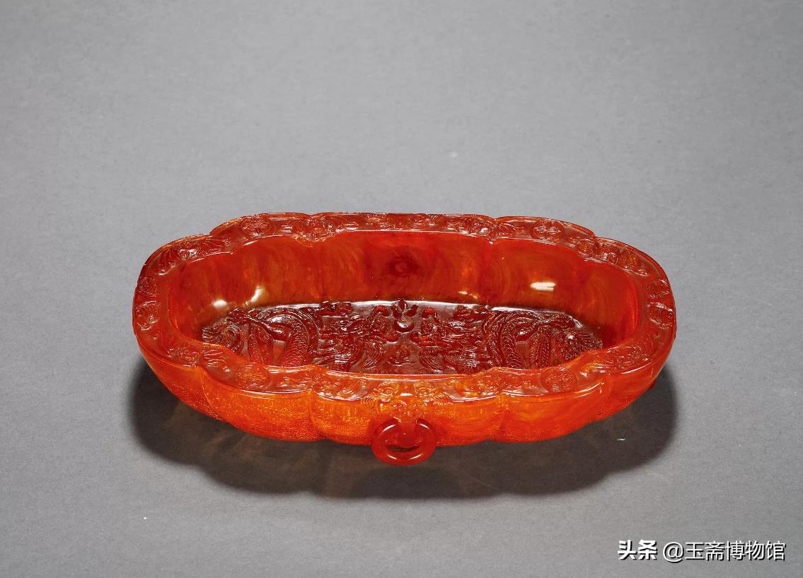 老琥珀拍卖价格及图片,历史拍卖最贵的琥珀