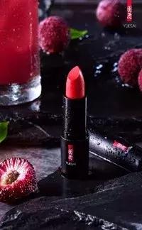 杨幂代言fanbeauty,杨幂同款迪奥冲锋衣