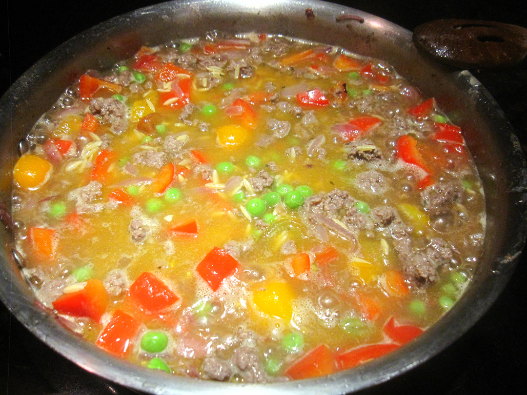 做意面时，面条过凉水就错了，多数人不懂，难怪炒面粘锅不顺滑