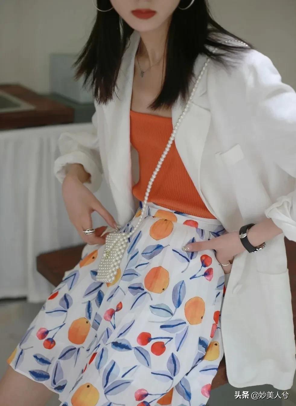 经典半身裙时髦到飞起,优雅迷人的半身裙你值得真正拥有