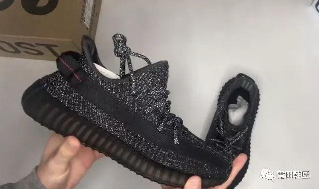 yeezy350冰蓝满天星鞋标真假,yeezy350boostv2黑侧满天星