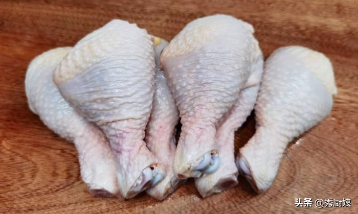 炸鸡腿放淀粉的做法,炸鸡腿用鸡蛋面粉的做法