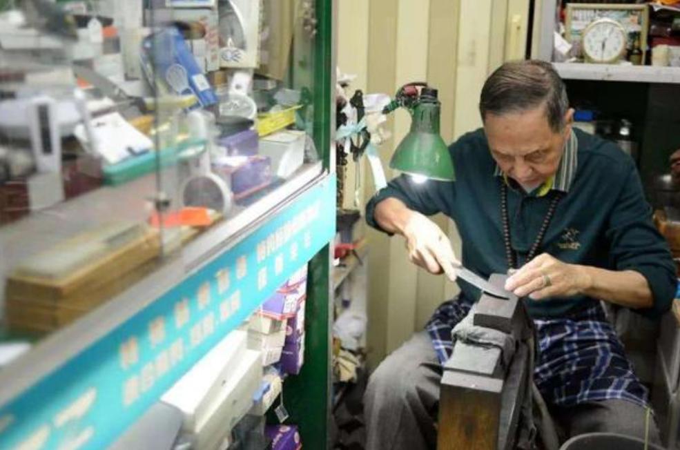 香港刀王价格及图片大全集,香港刀王磨的刀有多厉害