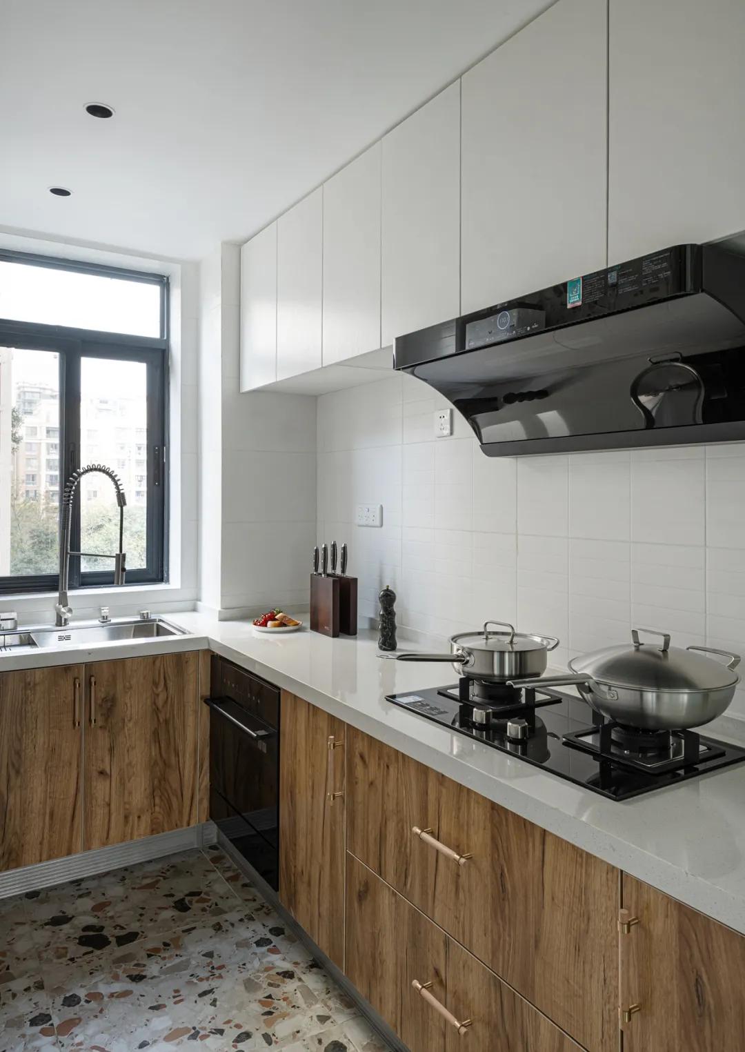 拯救烂尾房,117层的烂尾楼