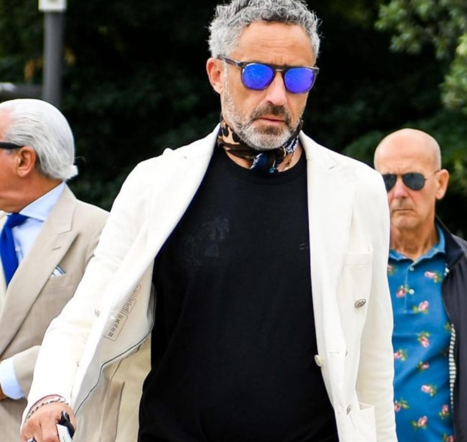 夏天出门必备的一款时尚太阳镜,这才是夏季出行该戴的太阳镜