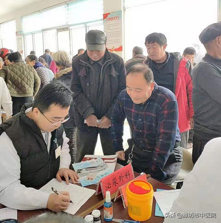 初冬暖行，潍坊最南边的山村，一群白大褂带来“健康大动作”