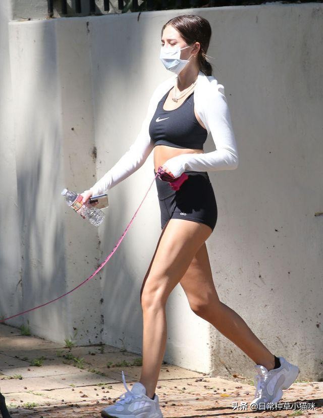 哈姆林秀肌肉,哈姆林姐妹