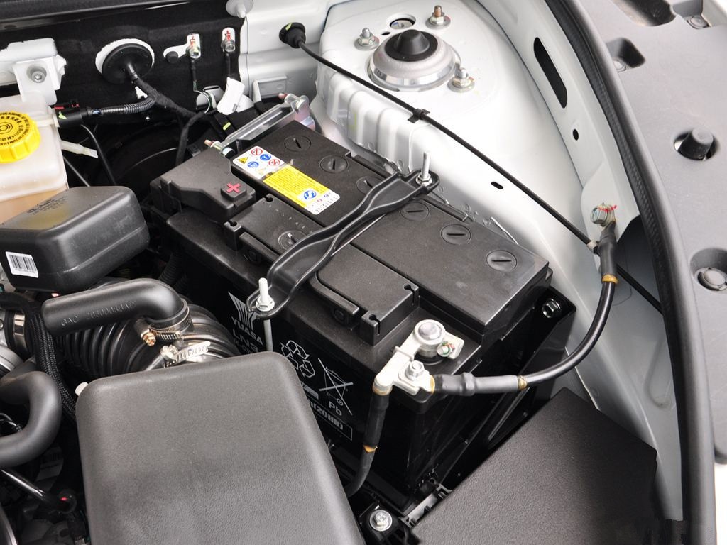 发电机发电为蓄电池充电,12v永磁发电机怎么给12v电瓶充电