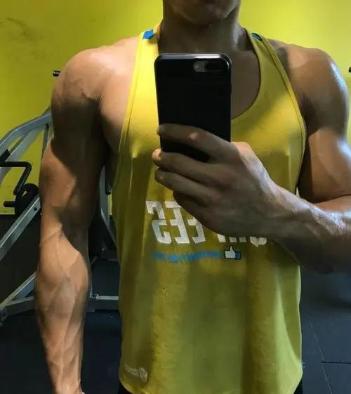 如何快速降低自己的体脂,男性体脂26%降低到20%