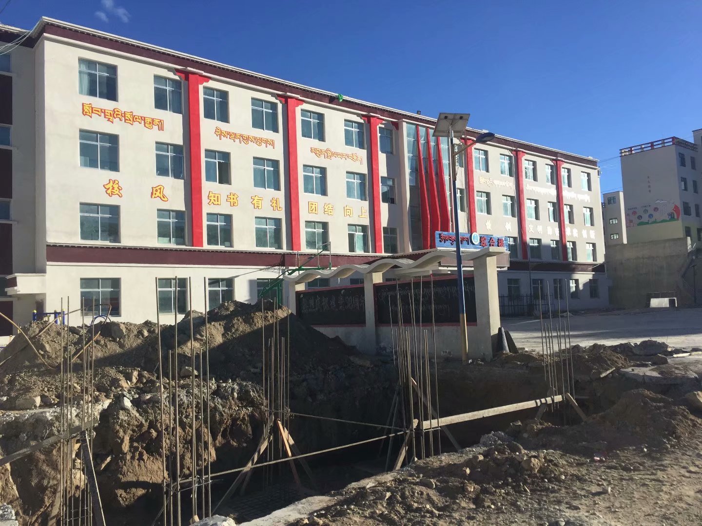 吉隆口岸旅游攻略,西藏吉隆自驾游攻略