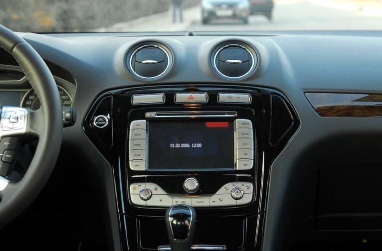 十三万公里蒙迪欧值得购买吗,福特蒙迪欧2023款落地价5万元