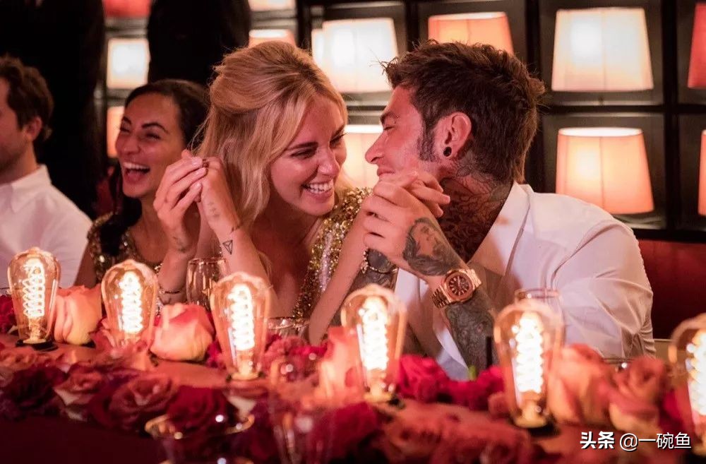 她实现了九亿少女梦寐的婚礼后,带着钻戒来了!酸哭了