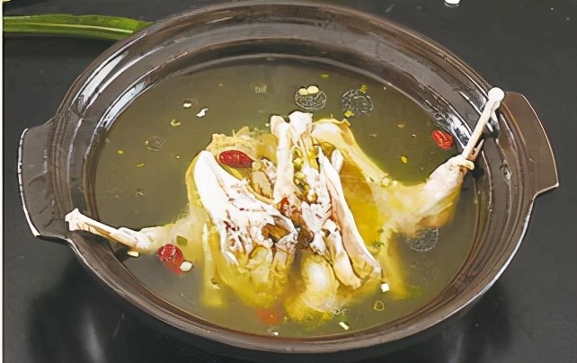 到咸宁旅游，这十大特色美食不容错过，让你品味当地饮食文化