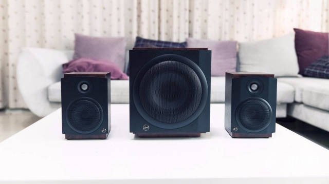 惠威m802.1声道测试,惠威2.1音箱测评