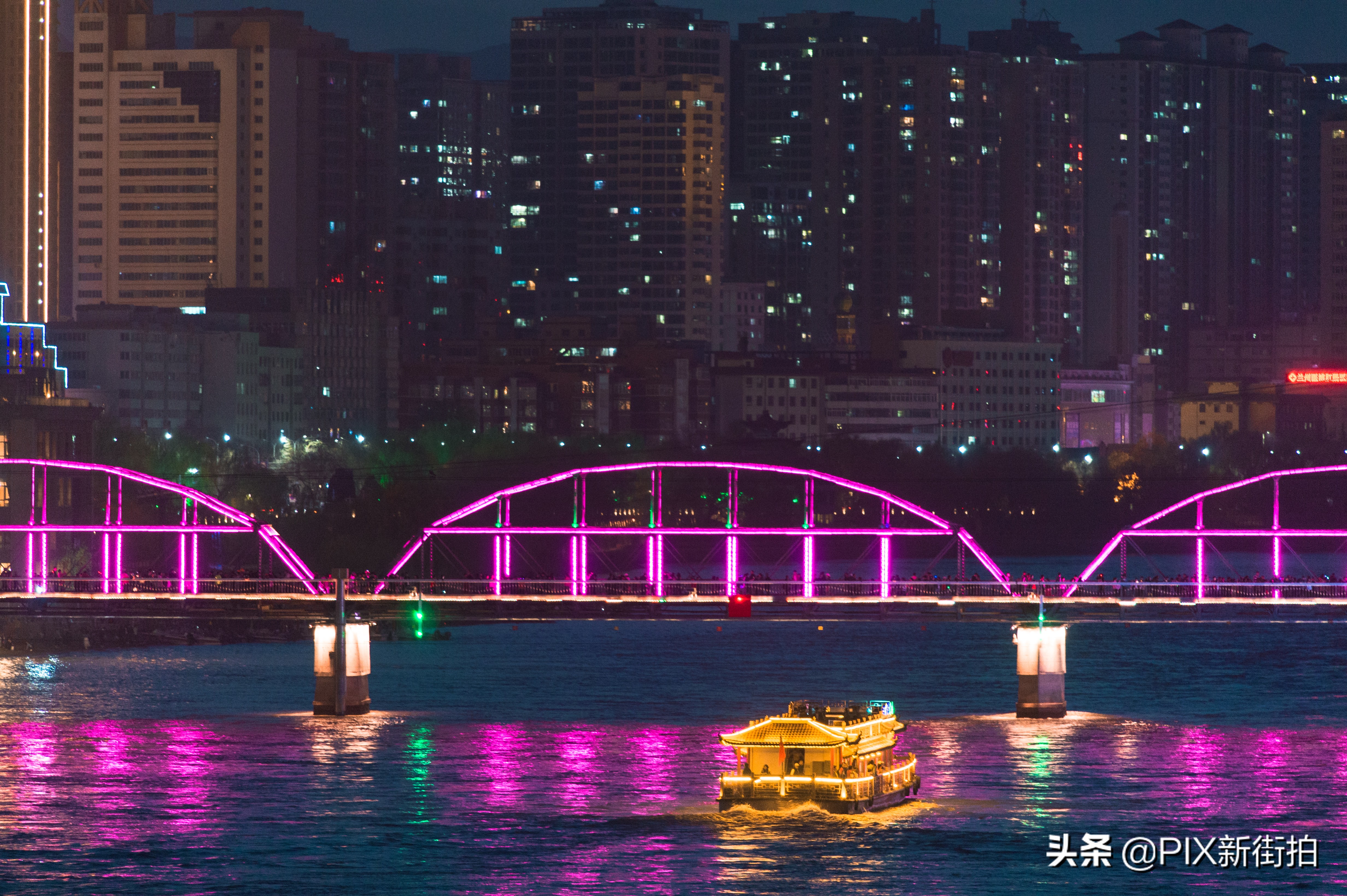 尼康70-300mmf4.5-6.3画质测评,尼康70-300和70-200f4的选择