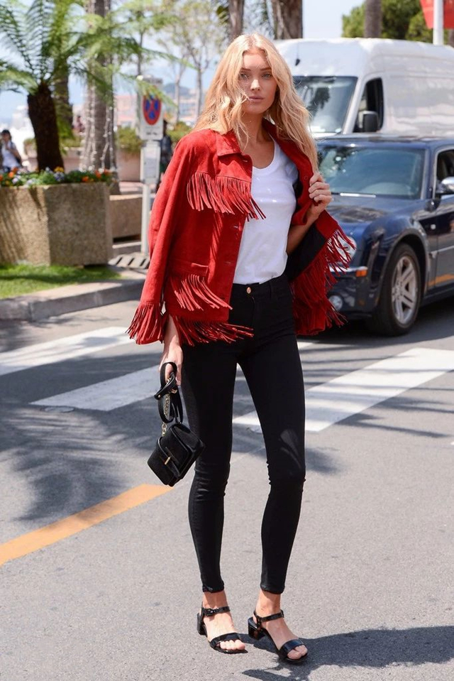 流苏最火爆款洋气女款,最近流行流苏的丝绒上衣