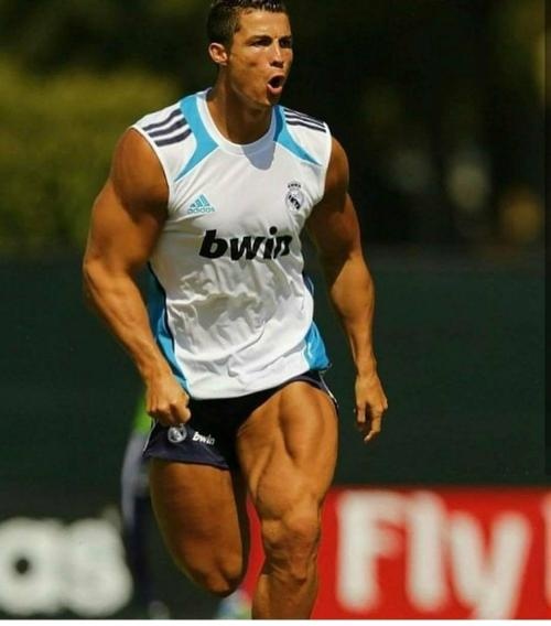 练腿深蹲和硬拉2个动作够吗,最有效的深蹲后拉伸腿部