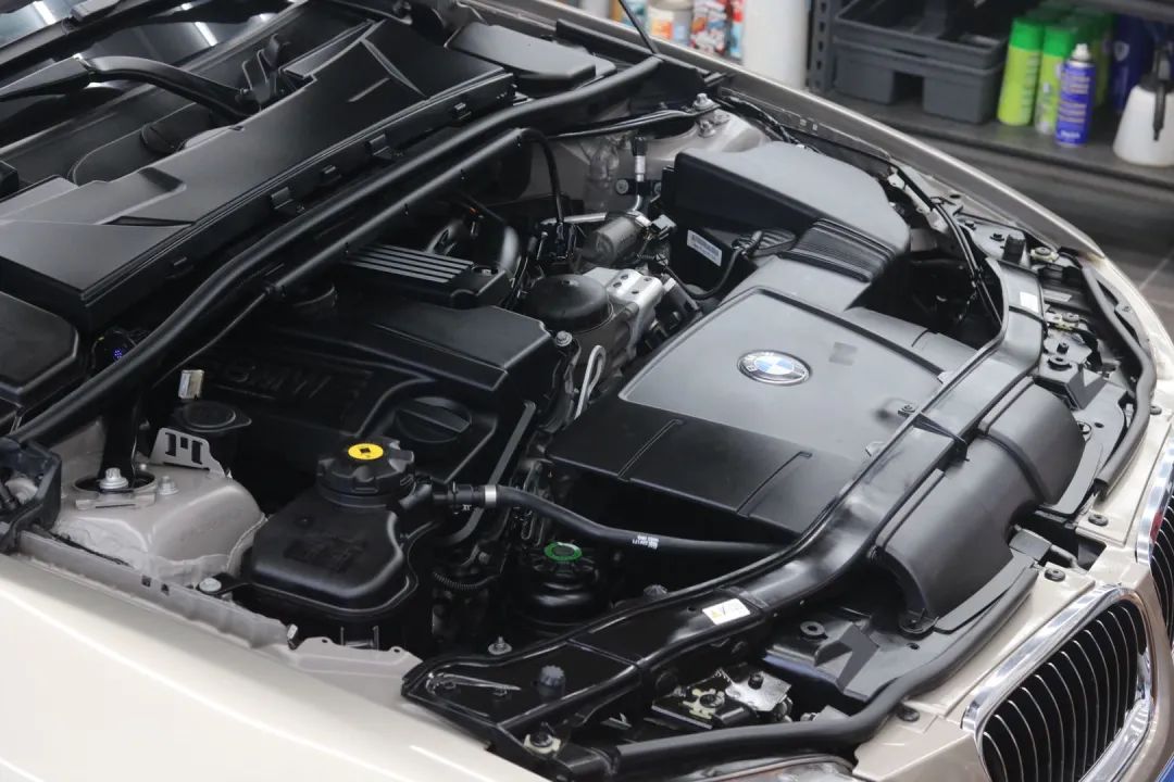 修复二手宝马e90,06宝马e90翻新全过程