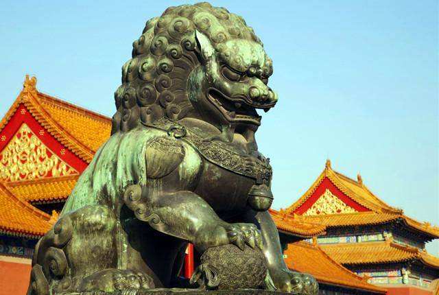 从宫廷走进民间，由图腾转向瑞兽——“舶来狮”的归化之路