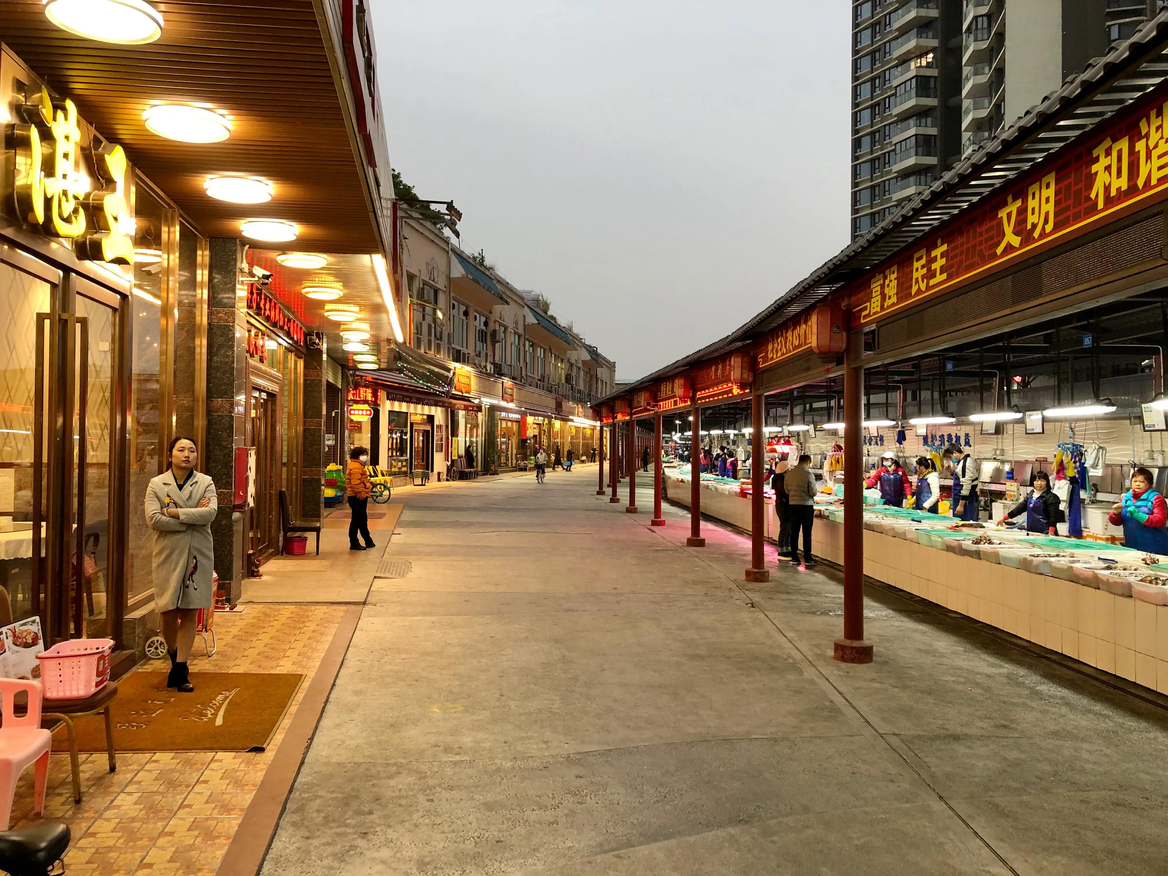 珠海湾仔海鲜一条街好吃又实惠,珠海湾仔海鲜街旅游攻略