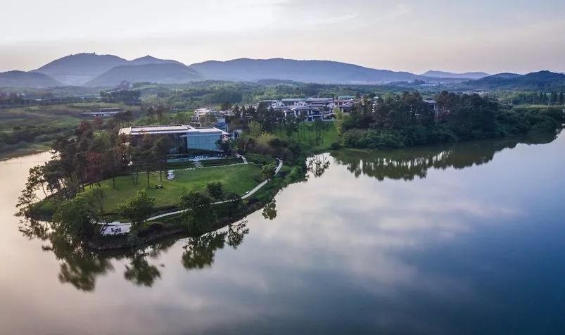 雅居乐别墅值不值得买,难以想象有人花400w买个15平的房子