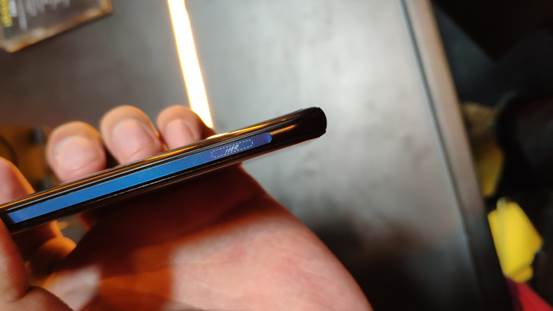 iqoo玩狂野飙车,iqoo机器人的骚操作