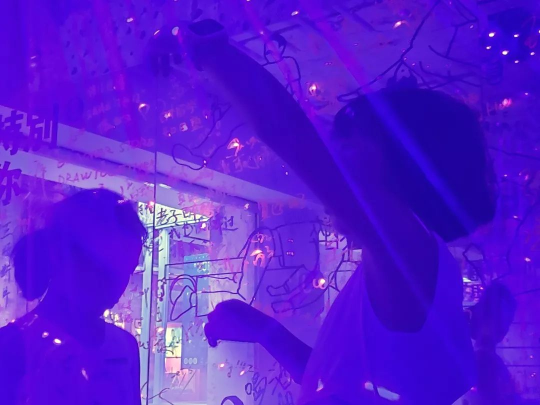 当心断缆警示标志,断片前有什么预警