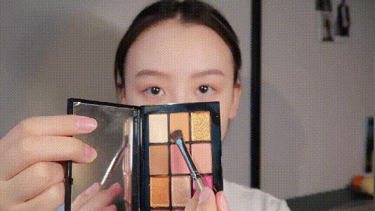 超简单的化妆方法,化妆的正确步骤顺序日常