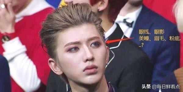 蔡徐坤卸妆后的真实照片素颜,蔡徐坤卸妆长什么样子