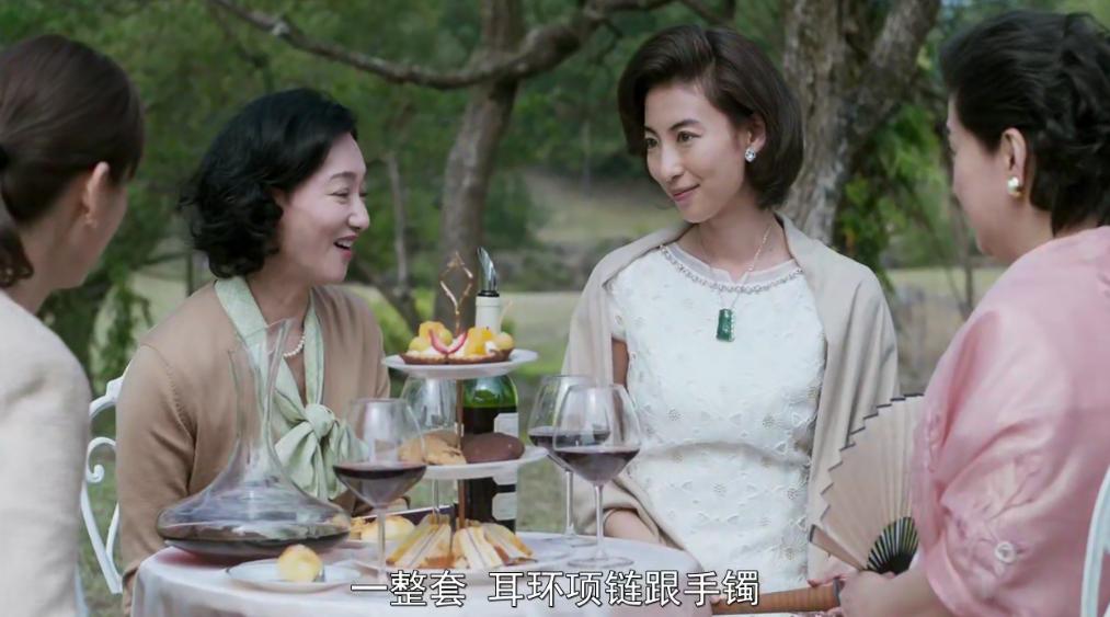 女人打架是不是爱薅头发,女人打架拼命薅头发