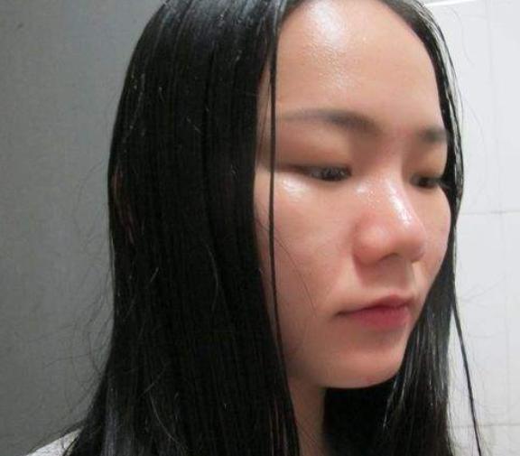想让油性发质有所改善,做到这4点是关键!从此头发不再油腻腻