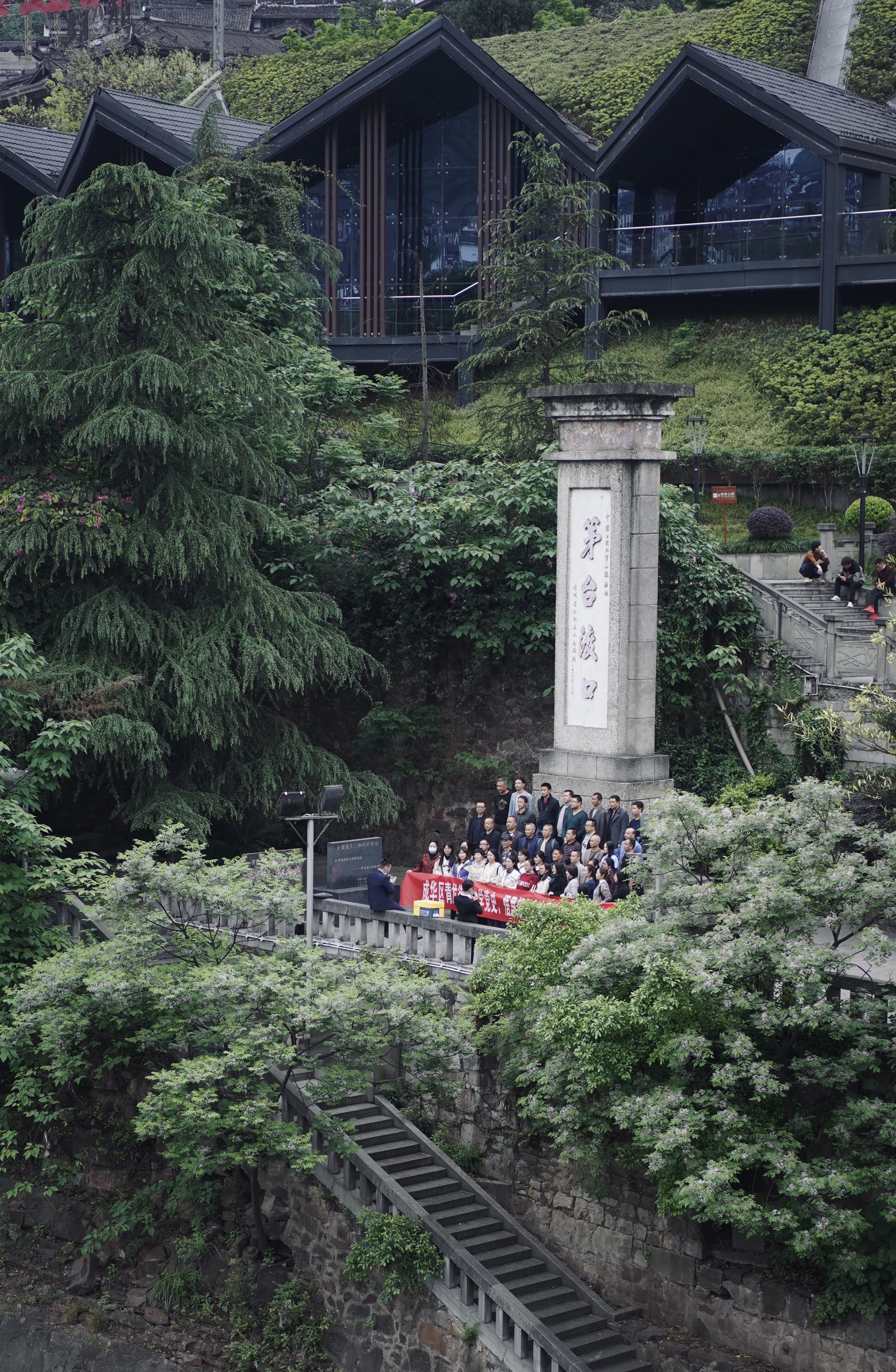 贵州黔东南千与千寻,茅台镇千与千寻