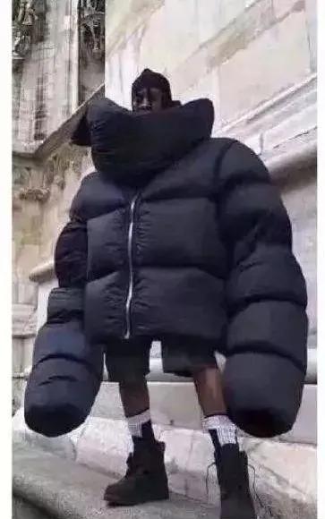 冬天怎么穿既保暖又不显臃肿,冬天怎么穿不臃肿且保暖