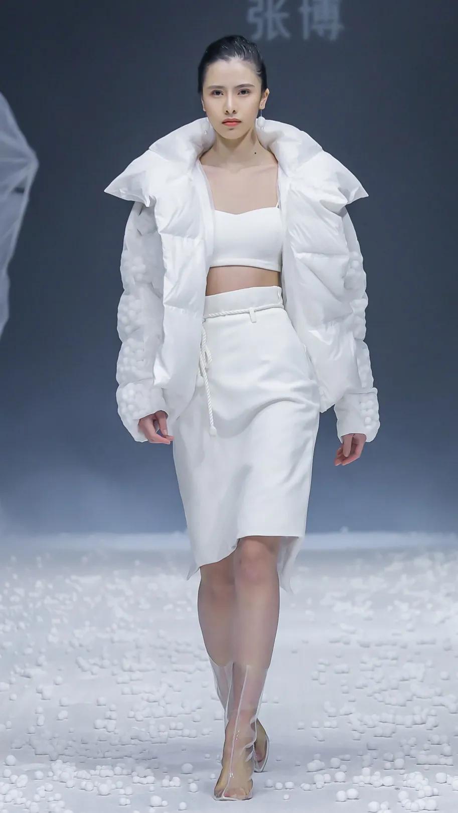 2021秋季流行款式风格,趋势2022春夏八大流行款式设计