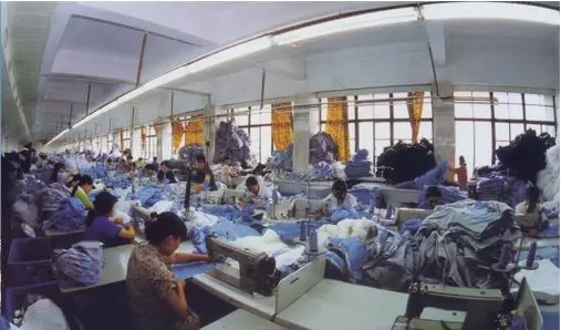 加拿大鹅用的是鸭绒还是鸭毛,加拿大鹅vs波司登羽绒服