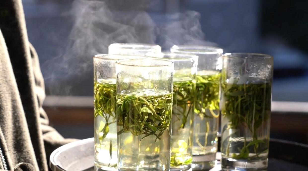 喝茶有益健康八种茶不宜喝,饮茶过多影响睡眠质量