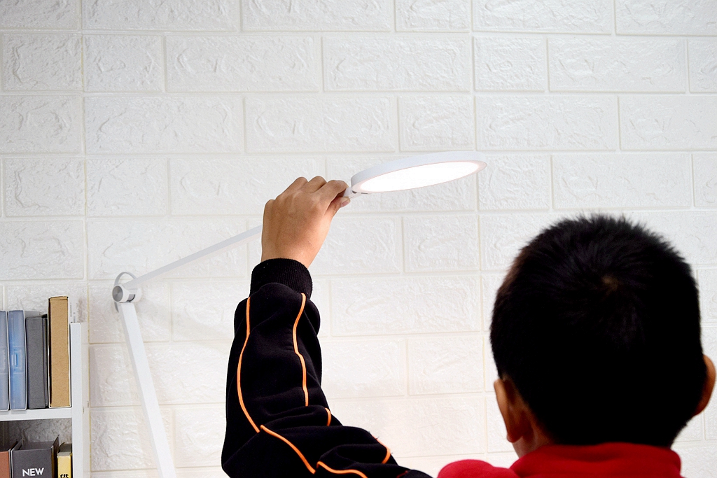 绫冲鍙扮伅pro鍜屽ソ瑙嗗姏鍙扮伅鍖哄埆,绫冲鍙扮伅pro璇诲啓鐗堝喎鑹插拰鏆栬壊