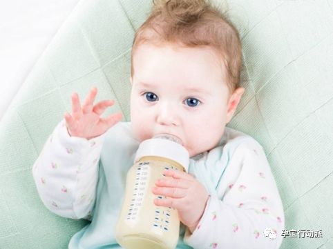 新生儿呕奶和吐奶的区别,宝宝呕奶的处理方法