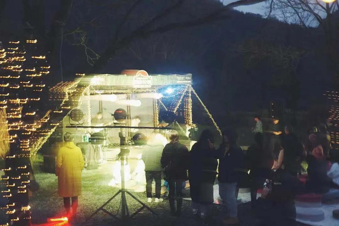 齐云山沉浸式复古游圈粉游客,五一旅游齐云山