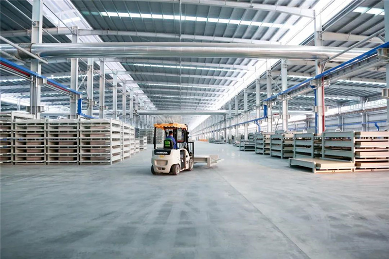 萨米特瓷砖对比诺贝尔瓷砖,萨米特瓷砖与东鹏瓷砖