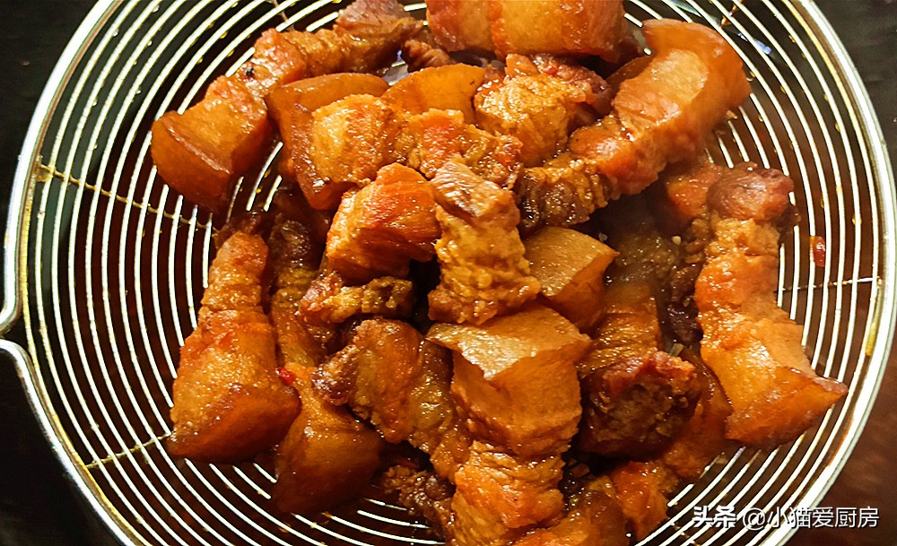 红烧肉这样做肥而不腻软烂入味,红烧肉怎样做的焦香