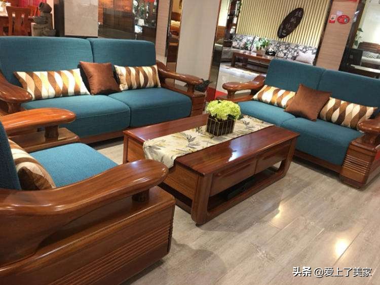 金丝檀木与乌丝檀木家具哪个好,金丝檀木地板优缺点