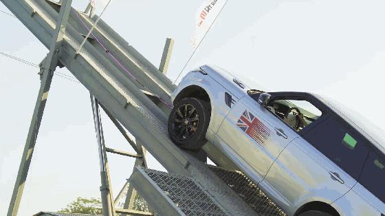 全新一代路虎揽胜运动版外观图,外观优雅酷炫分享路虎揽胜用车