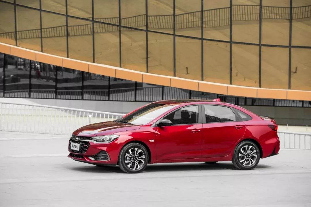 雪佛兰重返巅峰时间,雪佛兰科鲁兹科沃兹赛欧有啥区别