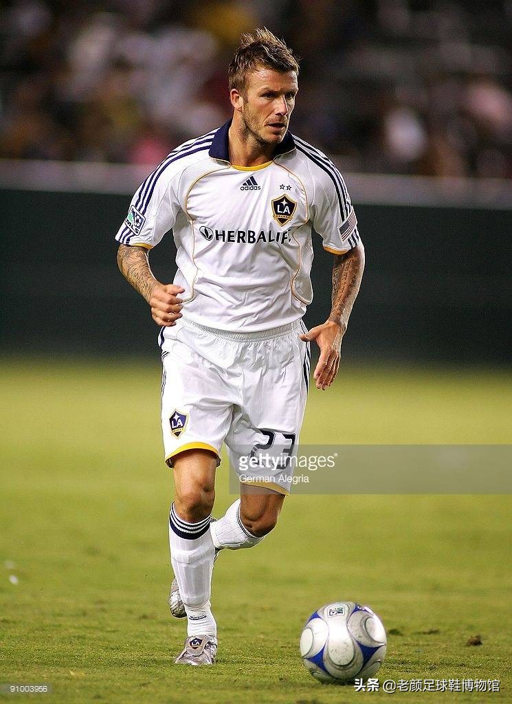 阿迪达斯猎鹰顶级测评,adidas猎鹰中端