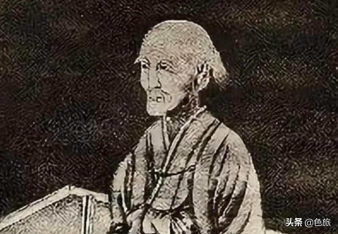 古时一农妇宣称神明附体，创立教会，如今控制了日本的一座城