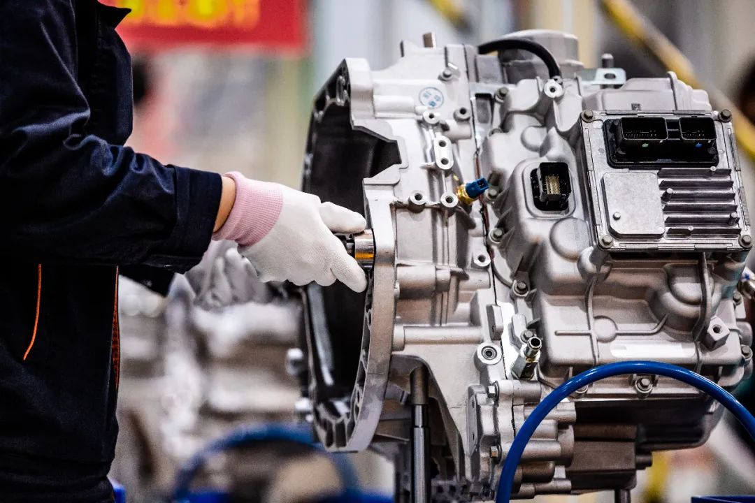 国产造不出好的发动机变速箱,青山工业双离合变速箱